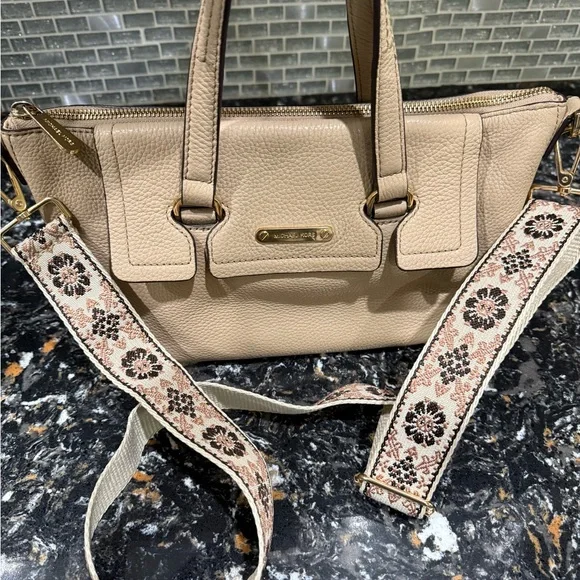 Michael Kors McKenzie 
Satchel/Crossbody Bag - Picture 14 of 16